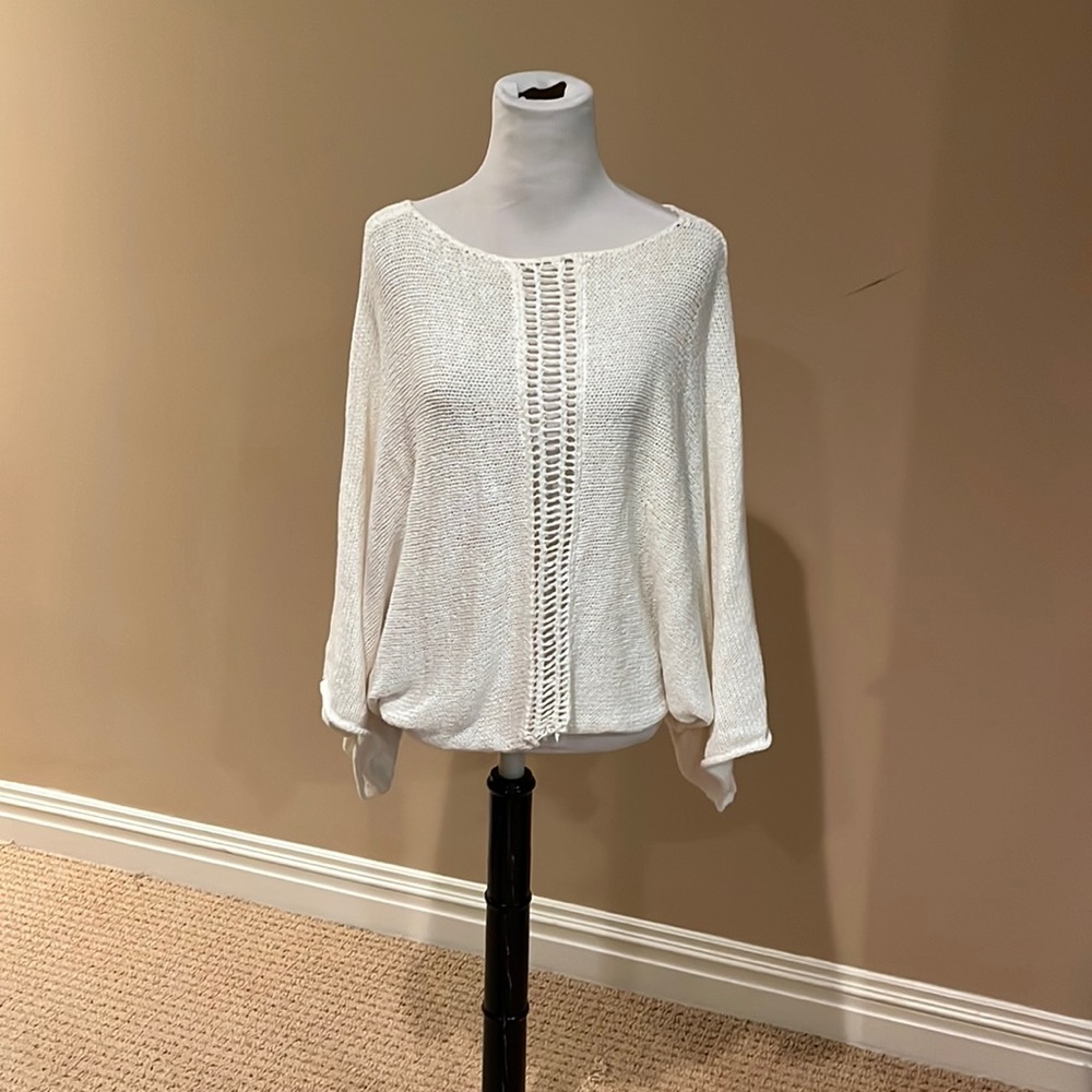 Graham & Spencer cream batsleeve sweater